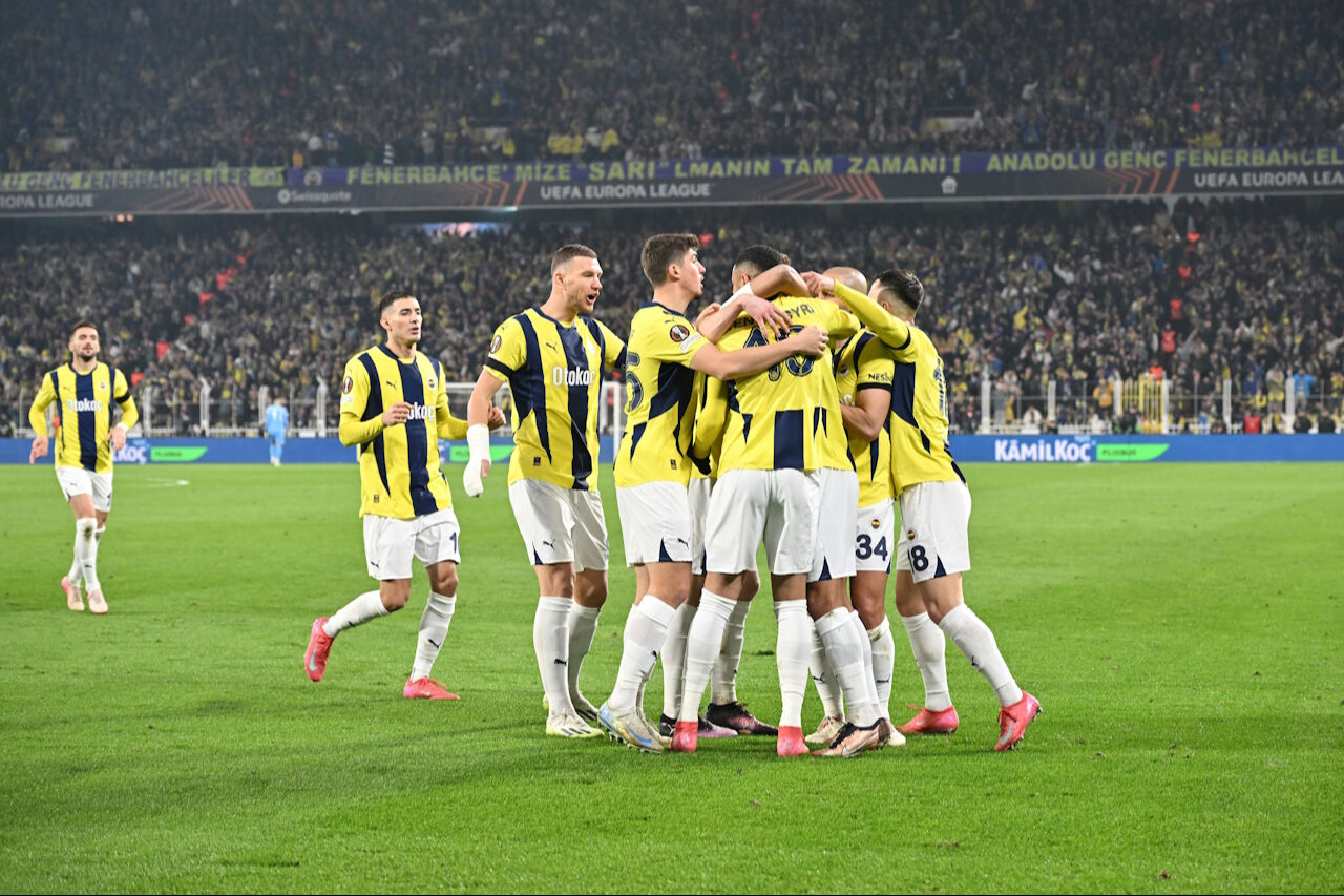 Fenerbahçe nasıl tur atlar? Avrupa Ligi çeyrek finali için Rangers ile deplasmanda karşılaşacak Fenerbahçe nasıl tur atlar? Avrupa Ligi çeyrek finali için Rangers ile deplasmanda karşılaşacak - 2. Resim