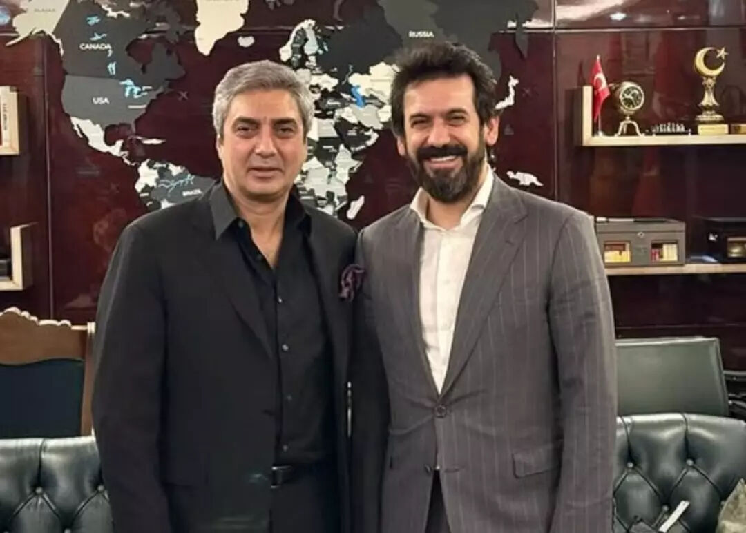 Kurtlar Vadisi'nin ünlü oyuncusu Necati Şaşmaz, Bakan yardımcısıyla görüştü! Son hali dikkat çekti Kurtlar Vadisi'nin ünlü oyuncusu Necati Şaşmaz, Bakan yardımcısıyla görüştü! Son hali dikkat çekti - 2. Resim