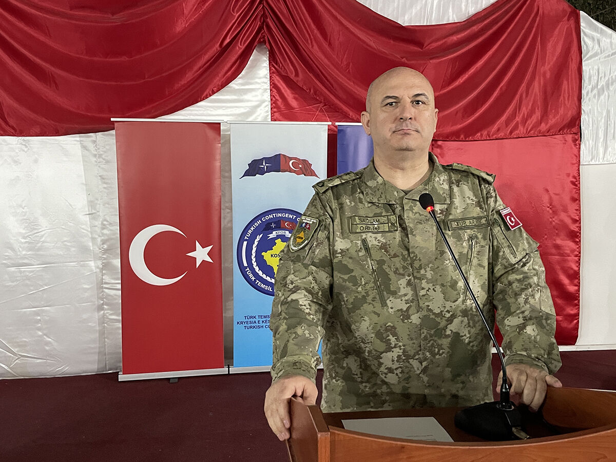 Türk askerinden Kosova'da iftar! Sultan Murat Kışlası’nda ramazan geleneği Türk askerinden Kosova'da iftar! Sultan Murat Kışlası’nda ramazan geleneği - 2. Resim