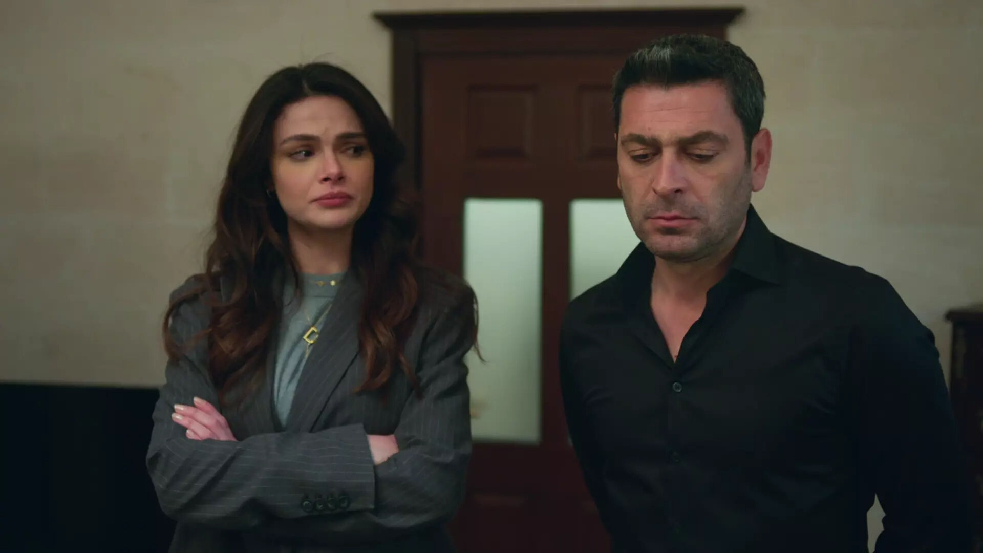 Uzak Şehir 18 bölüm fragmanı kanal d! Uzak Şehir 18. bölüm fragmanı yayınlandı mı? Uzak Şehir 18 bölüm fragmanı kanal d! Uzak Şehir 18. bölüm fragmanı yayınlandı mı? - 1. Resim