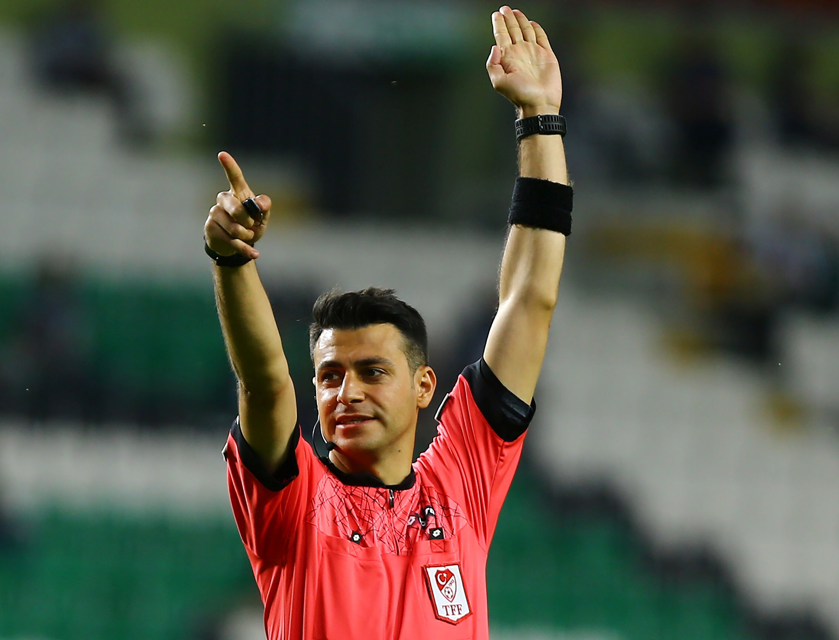 Ali Şansalan hangi maçları yönetti?  Konyaspor - Beşiktaş maçı hakemi Ali Şansalan oldu! - 2. Resim