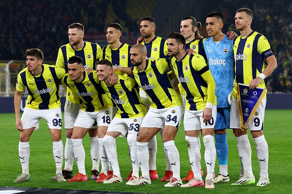 Fenerbahçe'de sakatlık şoku! Kadrodan çıkarıldı Fenerbahçe'de sakatlık şoku! Kadrodan çıkarıldı - 1. Resim