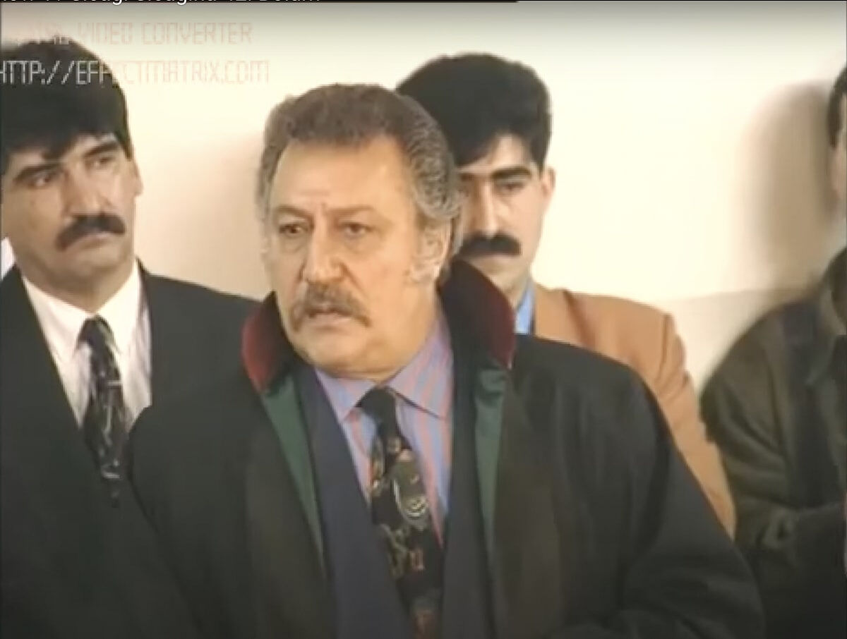 Rahmi Özkan'ın yıllar önce çekilen görüntüsü ortaya çıktı! Görenler tanımakta zorlandı Rahmi Özkan'ın yıllar önce çekilen görüntüsü ortaya çıktı! Görenler tanımakta zorlandı - 2. Resim