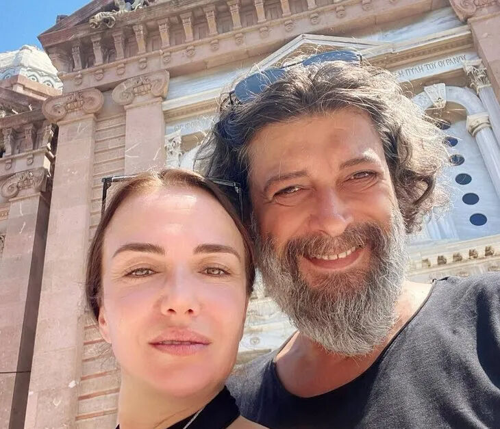 Ünlü oyuncu Deniz Uğur'un eşinden üzen haber geldi! Kalp krizi geçirdi Ünlü oyuncu Deniz Uğur'un eşinden üzen haber geldi! Kalp krizi geçirdi - 3. Resim