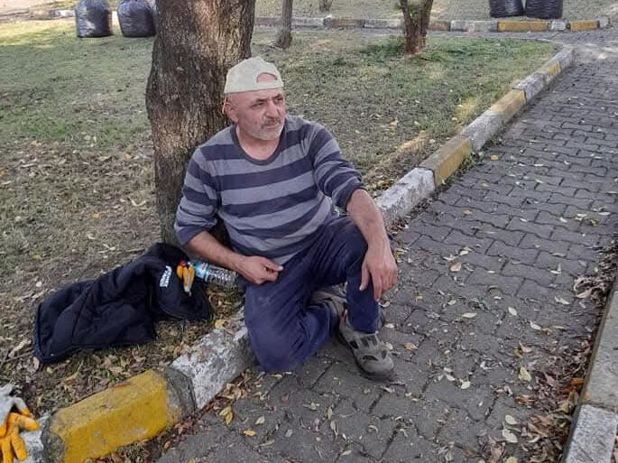 Ecel onu teravih namazı çıkışında yakaladı - 1. Resim