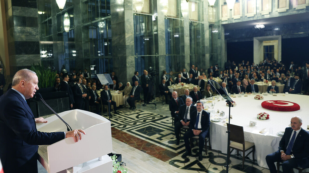 Sırrı Süreyya Önder, Cumhurbaşkanı Erdoğan'la ne konuştuklarını anlattı Sırrı Süreyya Önder, Cumhurbaşkanı Erdoğan'la ne konuştuklarını anlattı - 1. Resim