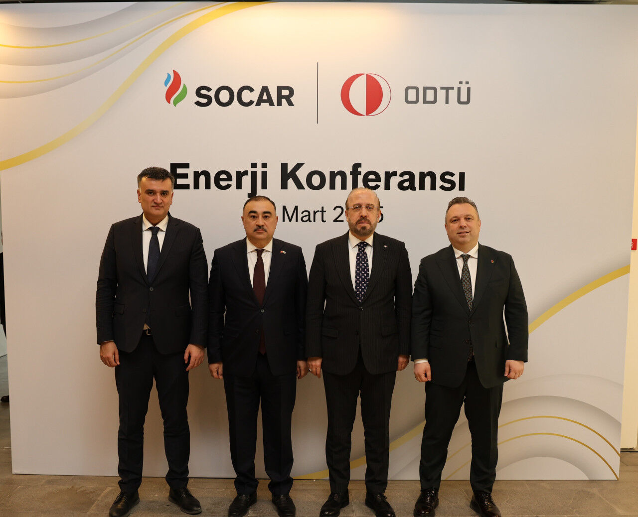SOCAR Türkiye ve ODTÜ iş birliğiyle “Enerji Konferansı” düzenlendi SOCAR Türkiye ve ODTÜ iş birliğiyle “Enerji Konferansı” düzenlendi - 1. Resim