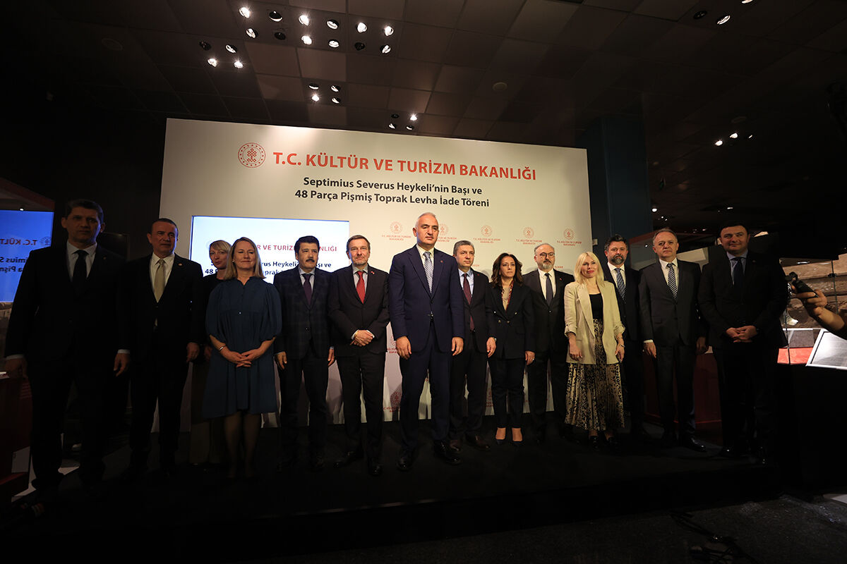 Türkiye'den kaçırıldı, Danimarka'dan çıktı! Septimius Severus’un heykel başı iade edildi Türkiye'den kaçırıldı, Danimarka'dan çıktı! Septimius Severus’un heykel başı iade edildi - 11. Resim