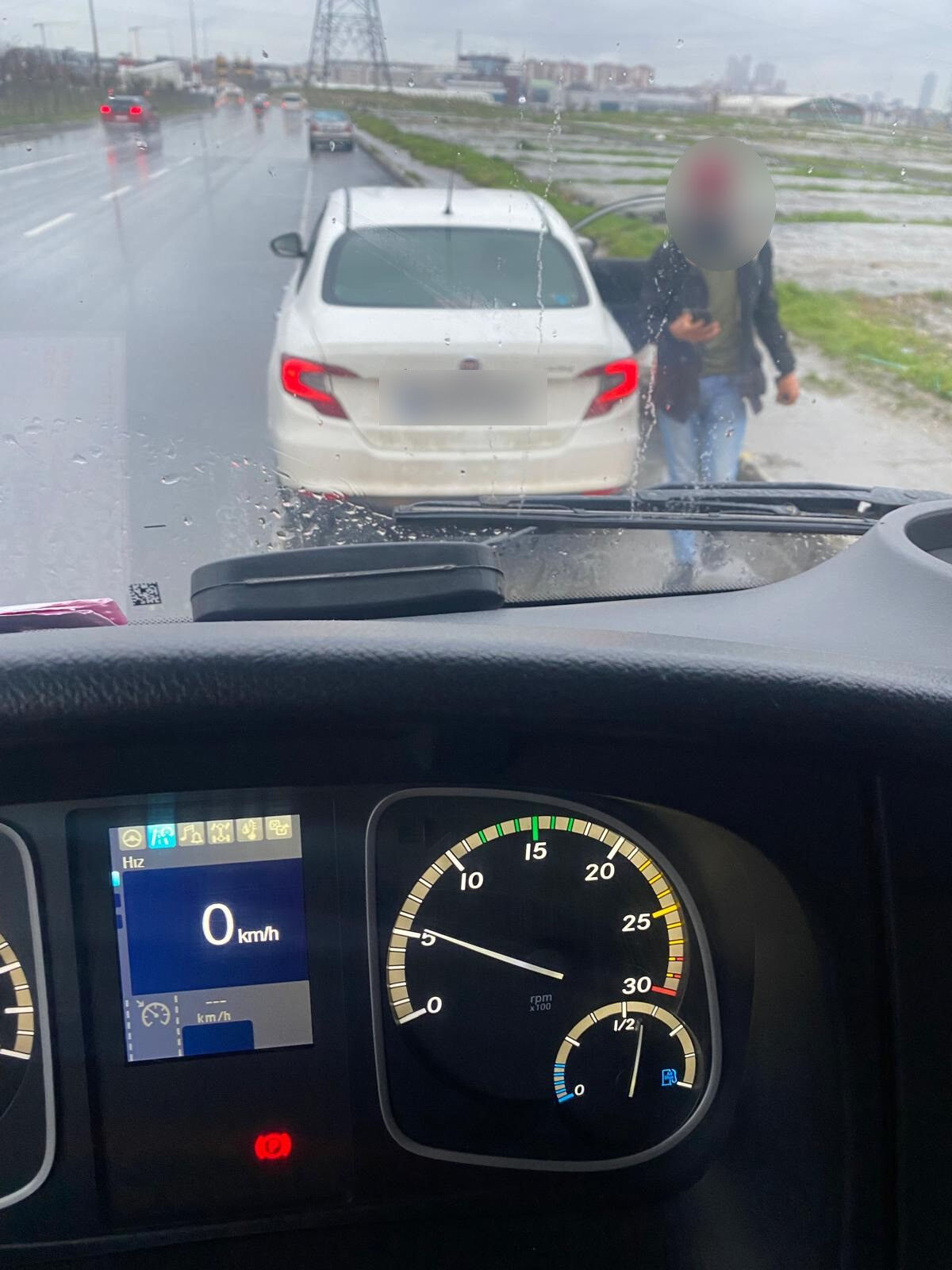 Yaklaşık 2 milyon değerinde! 'Polisim' diyerek vurgun yaptılar - 1. Resim