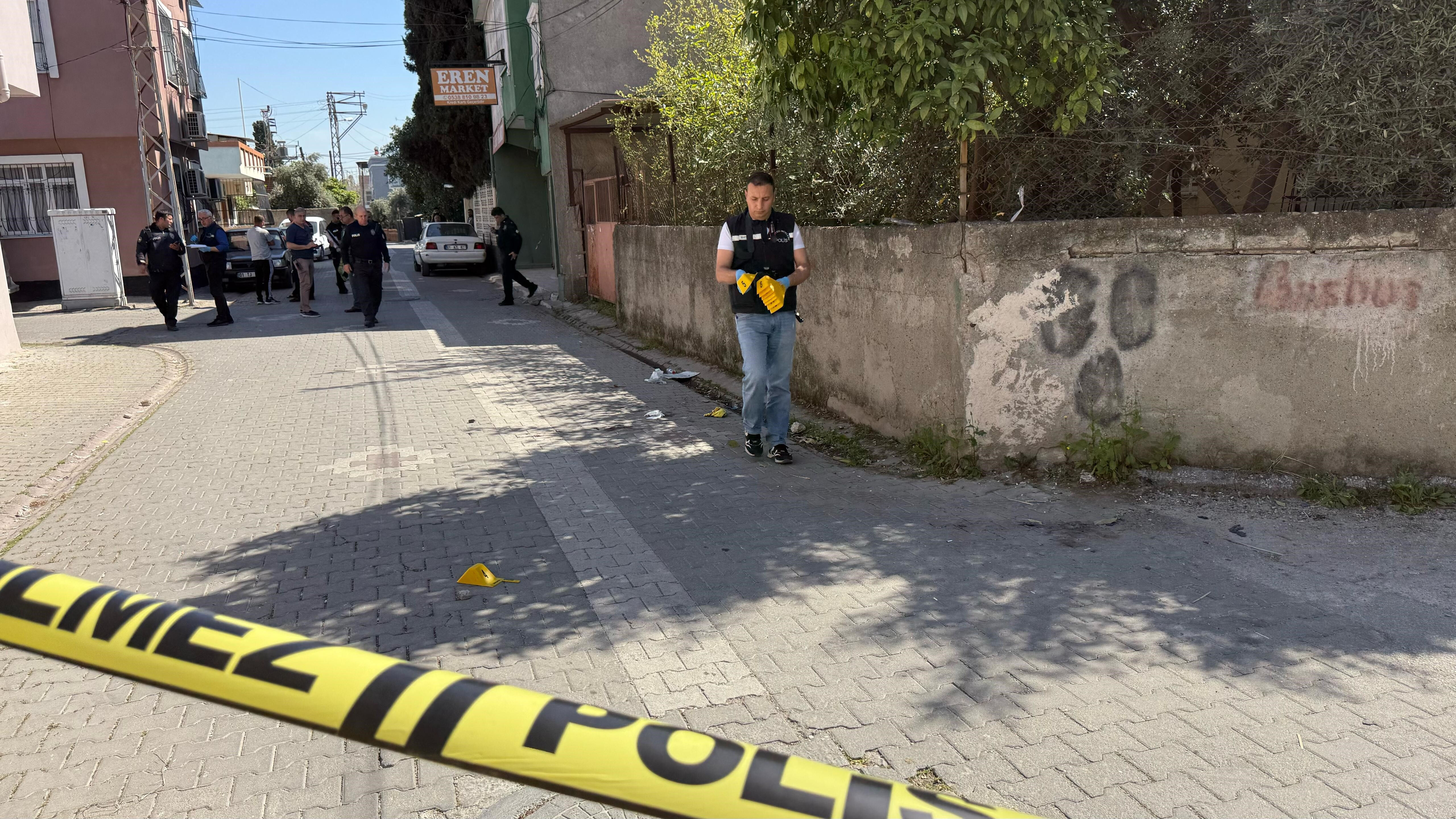 Adana'da damat dehşet saçtı! 1 kişi öldü, yaralılar var - 1. Resim