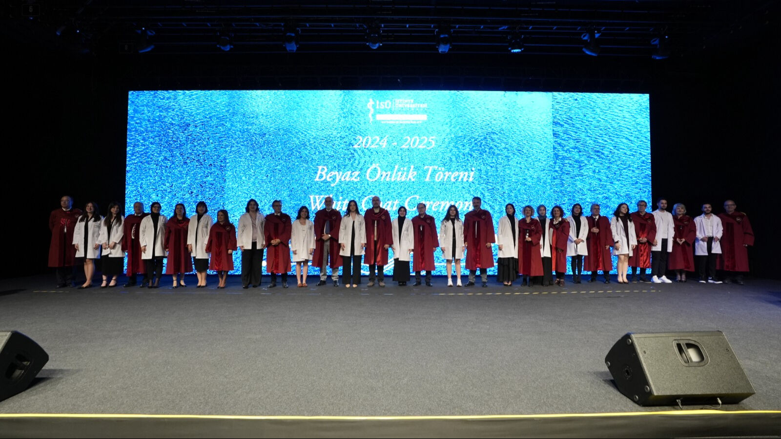 Geleceğin doktorları beyaz önlüklerini giydi Geleceğin doktorları beyaz önlüklerini giydi - 1. Resim