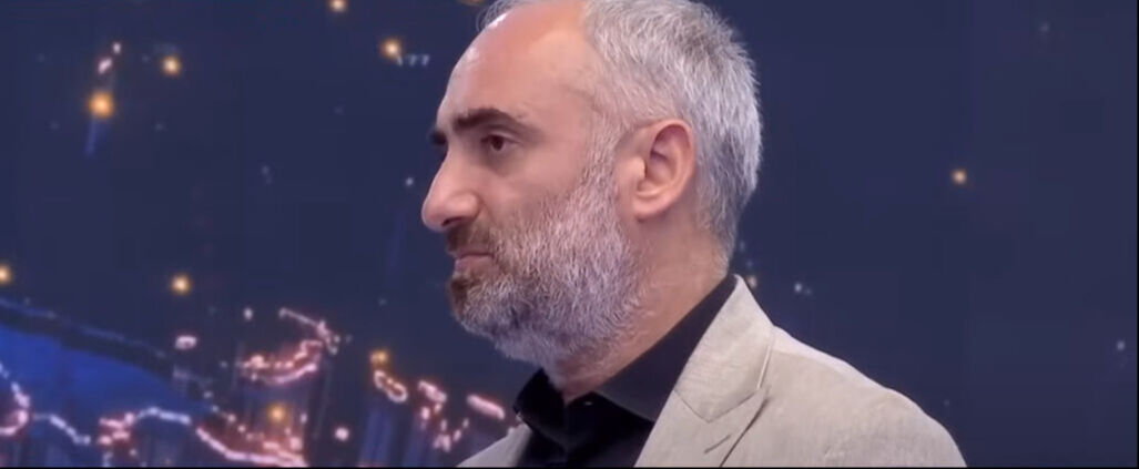 İsmail Saymaz'a yurt dışına çıkış yasağı getirildi! Pasaportuna el konuldu İsmail Saymaz'a yurt dışına çıkış yasağı getirildi! Pasaportuna el konuldu - 1. Resim
