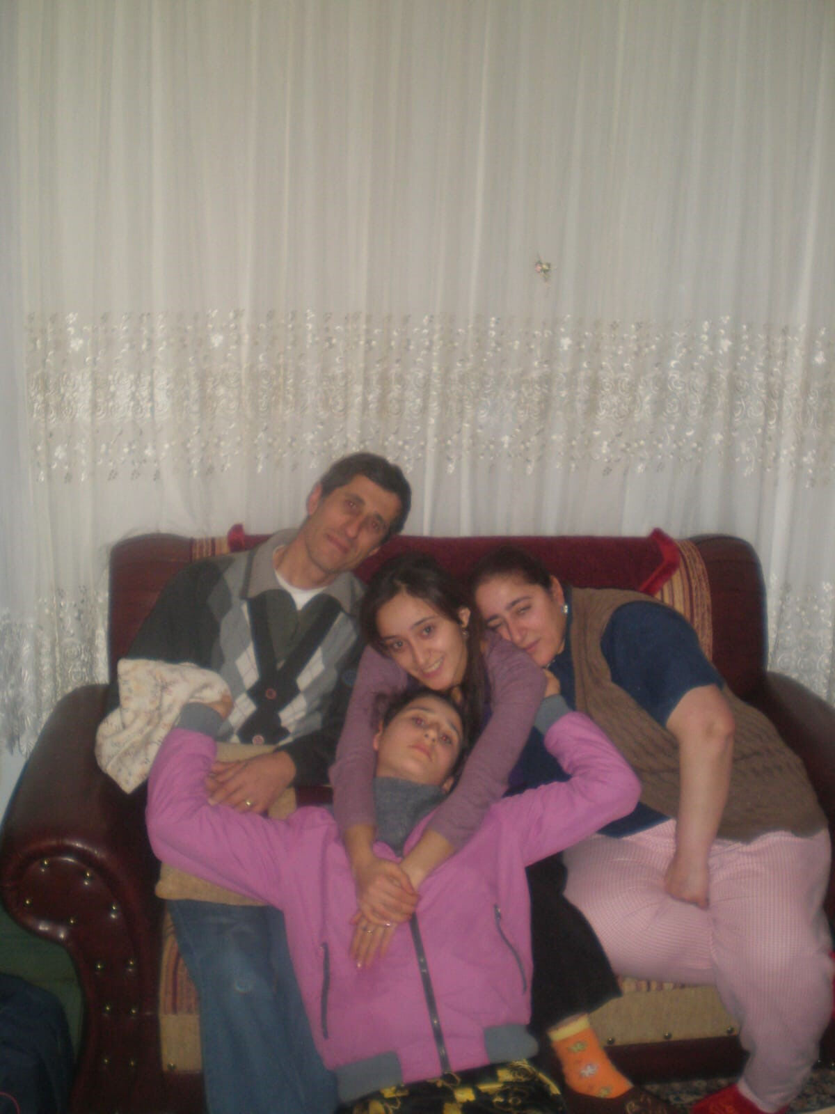 14 yıllık 'kayıp Melike' dosyası... 18 mezar açıldı, ailenin sözleri yürek sızlattı 14 yıllık 'kayıp Melike' dosyası... 18 mezar açıldı, onlarca dava görüldü - 7. Resim