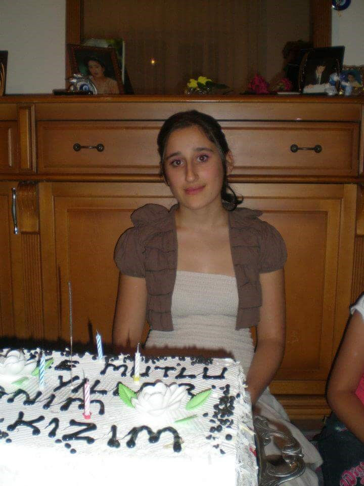 14 yıllık 'kayıp Melike' dosyası... 18 mezar açıldı, ailenin sözleri yürek sızlattı 14 yıllık 'kayıp Melike' dosyası... 18 mezar açıldı, onlarca dava görüldü - 6. Resim