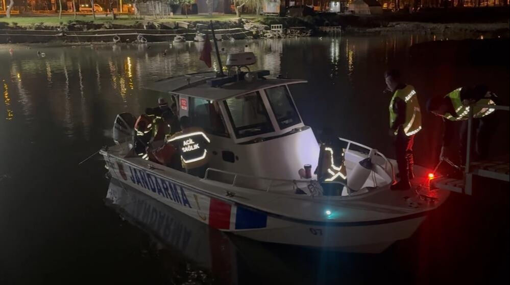 İntihara kalkışan genç kadını jandarma kurtardı! Baygın halde çıkarıldı - 2. Resim