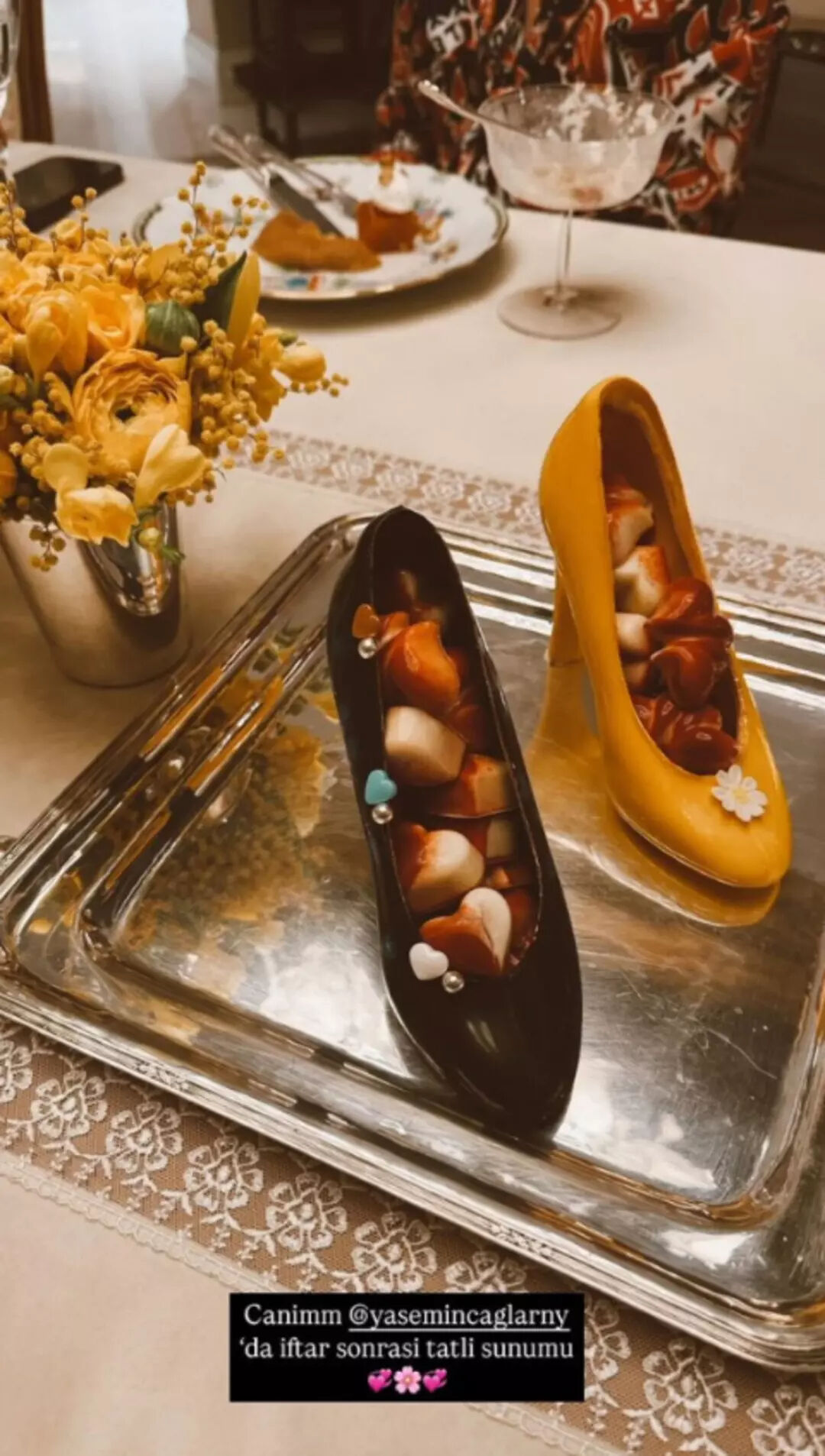 Nazlı Sabancı'nın iftar sunumu sosyal medyayı ayağa kaldırdı! Tepkiler peş peşe geldi - 3. Resim