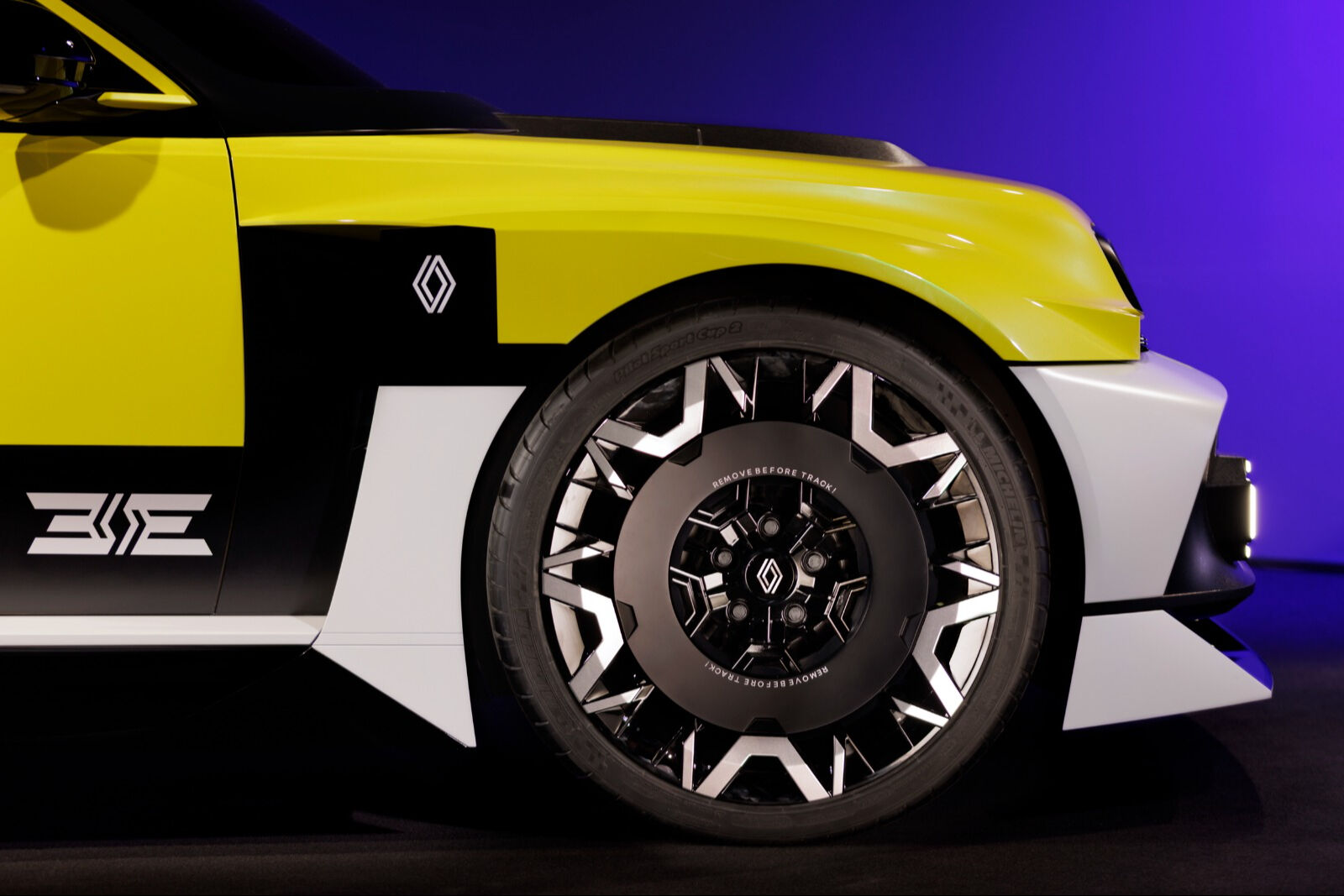 540 beygirlik süper mini otomobil: Renault 5 Turbo 3E! - 2. Resim