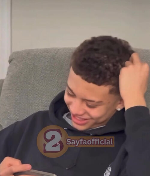 Defne Joy Foster'in oğlu Can büyüdü! Son hali görenleri şaşırttı Defne Joy Foster'in oğlu Can büyüdü! Son hali görenleri şaşırttı - 2. Resim