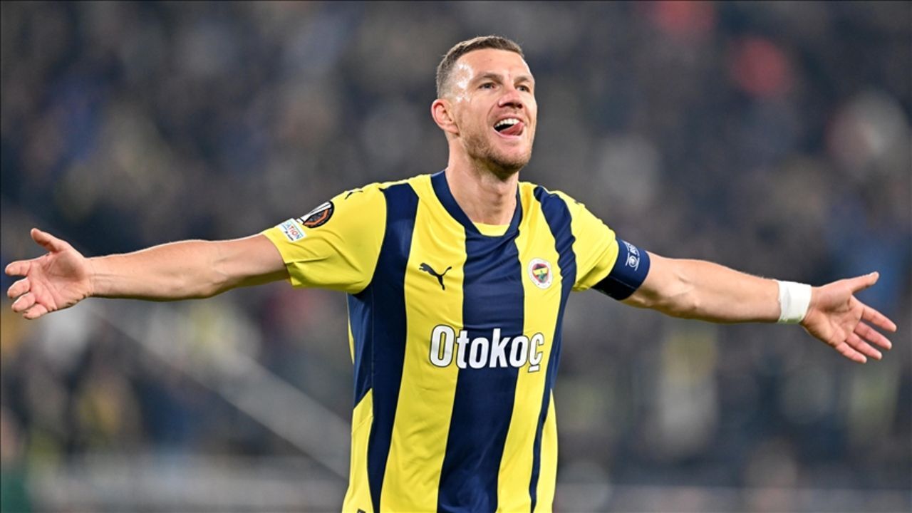 Edin Dzeko kaç yaşında? Fenerbahçe&#039;den Edin Dzeko&#039;nun doğum günü için paylaşım!