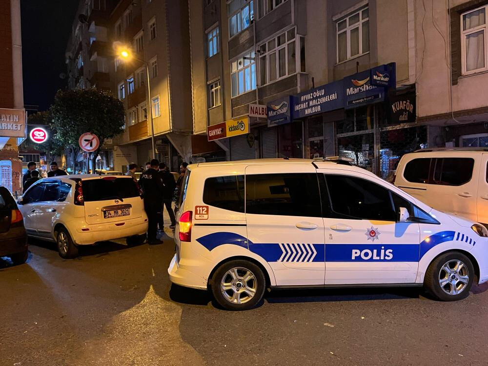 İstanbul'un göbeğinde motosikletli infaz! - 2. Resim