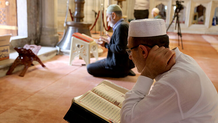 İtikaf ne zaman başlıyor? Ramazan ayının son on gününde yapılıyor - 3. Resim