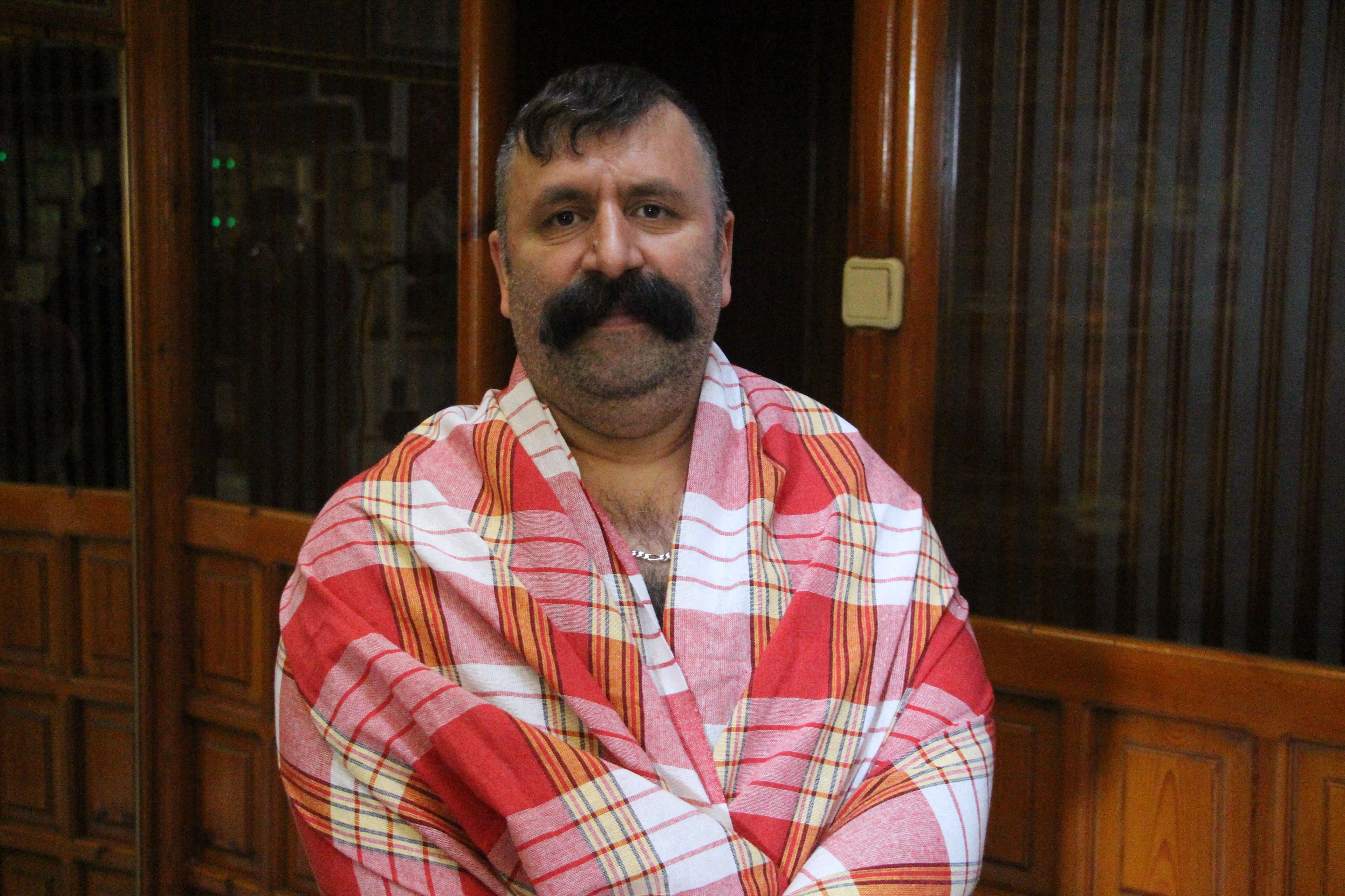 Sabah başlıyor gece geç saatlerde bitiriyor! Aylık 50 bin TL alıyor! İşi duyan gençler kaçıyor - 3. Resim