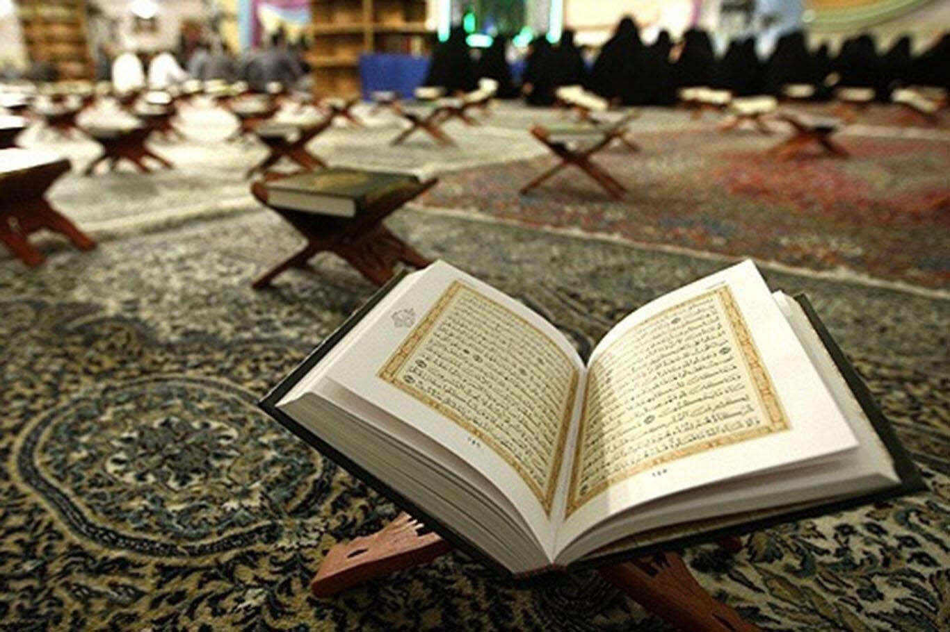 Tilavet secdesi nasıl kılınır? Secde ayeti okunduğu zaman yapılması gerekiyor - 1. Resim