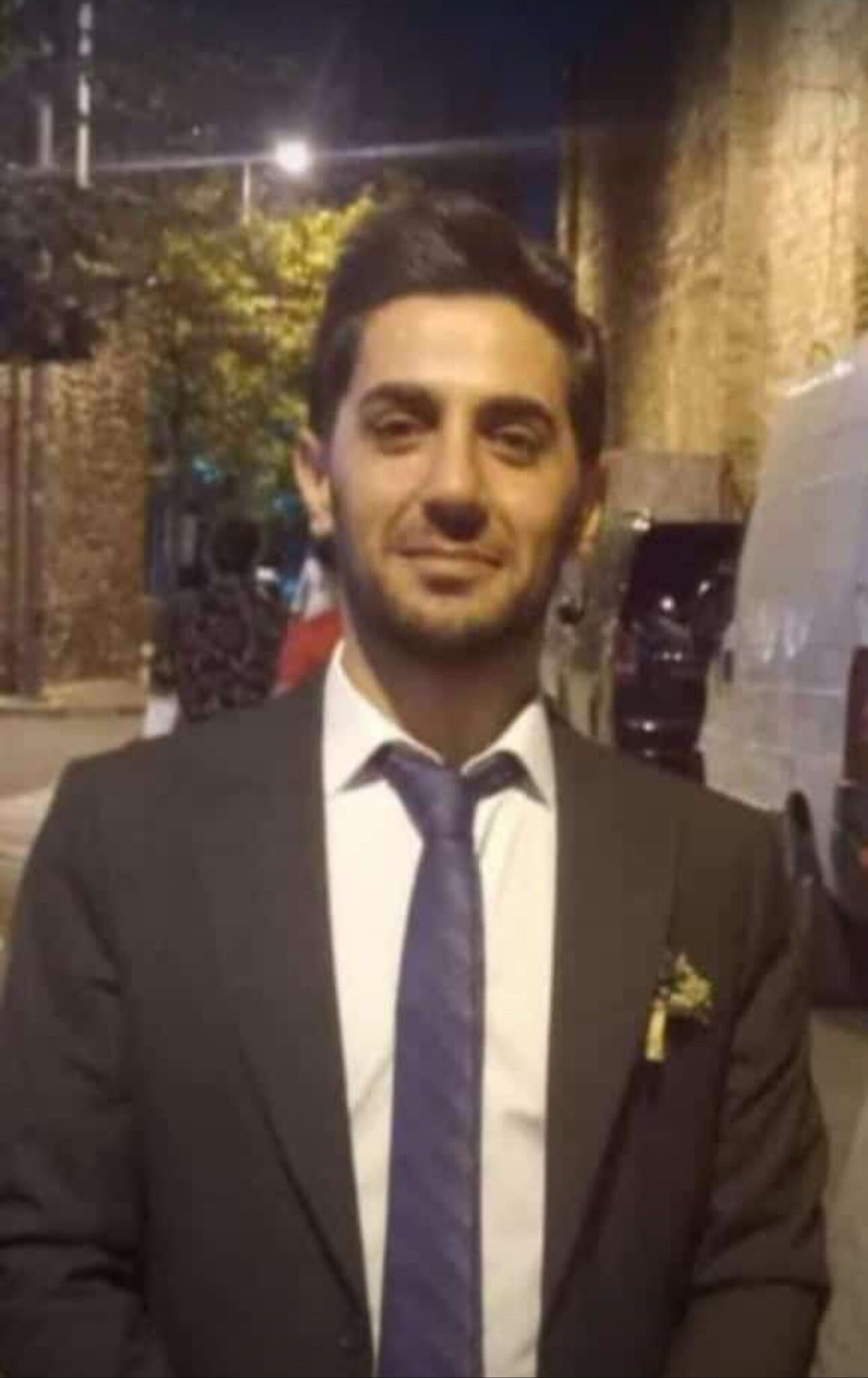 Belgrad Ormanı'nda ölü bulunmuştu! Genç adam Hakkari'de toprağa verildi Belgrad Ormanı'nda ölü bulunmuştu! Genç adam Hakkari'de toprağa verildi - 2. Resim