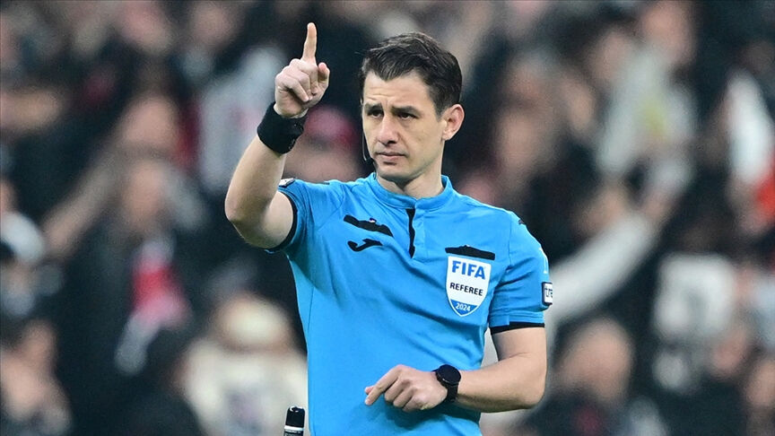 Beşiktaş-Galatasaray derbisi hakemi belli oldu iddiası: Halil Umut Meler'in Beşiktaş Galatasaray maçları karnesi gündemde! - 2. Resim