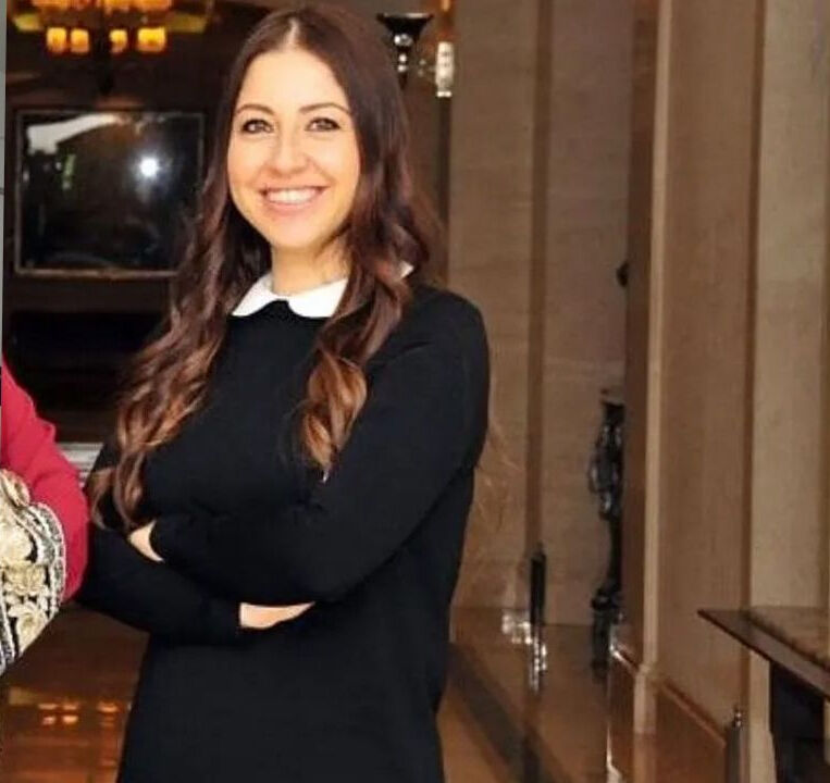 Hırsız kamerada! Sultan Vahideddin'in torunu Mesude Evliyazade'nin evinden çalınanlar böyle ortaya çıktı - 2. Resim