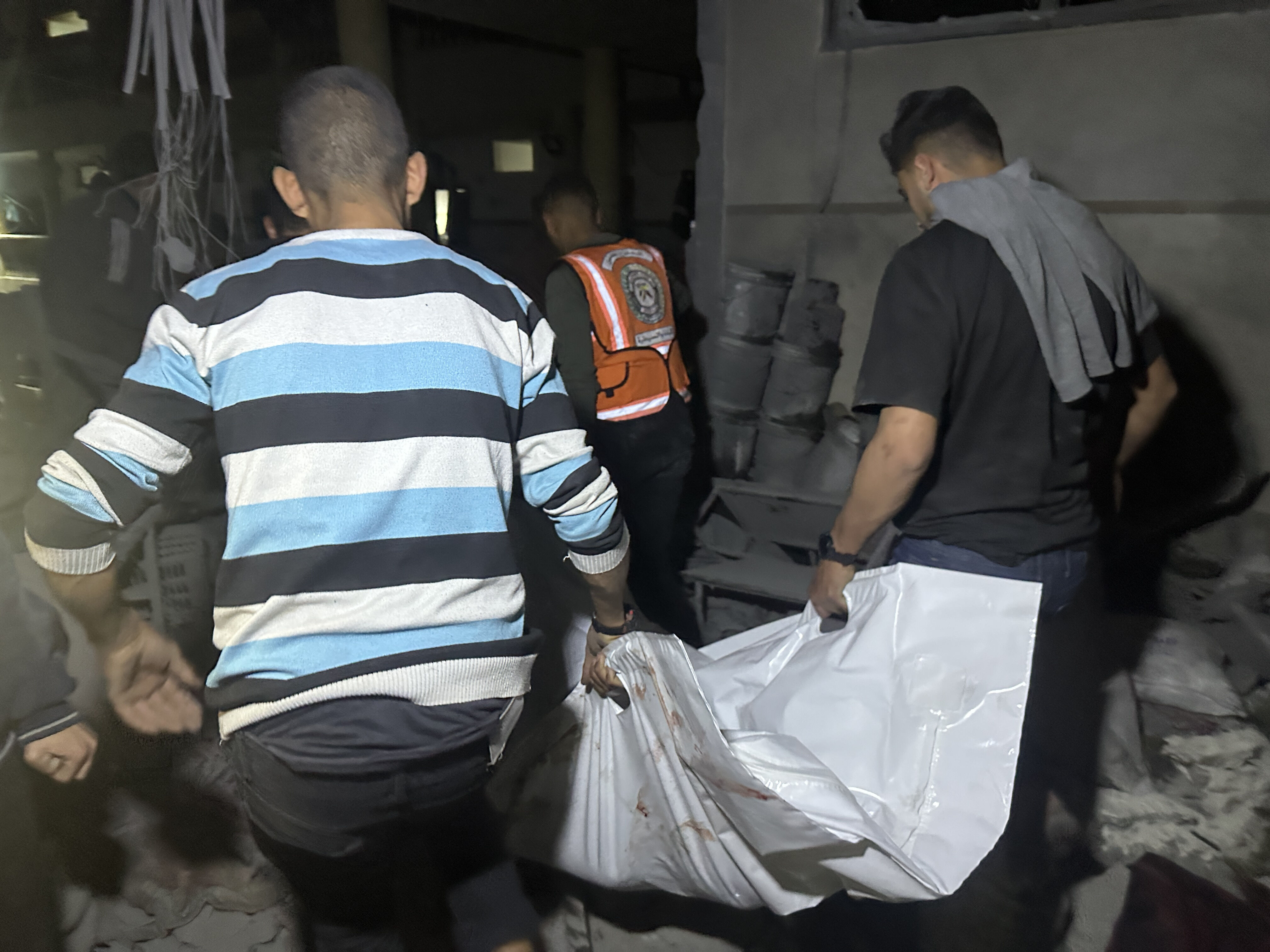 İsrail ateşkesi bozdu, Gazze'ye geniş çaplı saldırı başlattı! Çok sayıda ölü var - 2. Resim