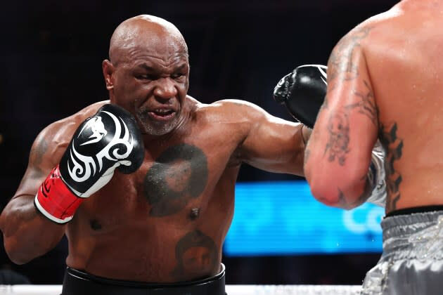 Mike Tyson'ın korktuğu tek boksör...  Mike Tyson'ın korktuğu tek boksör...