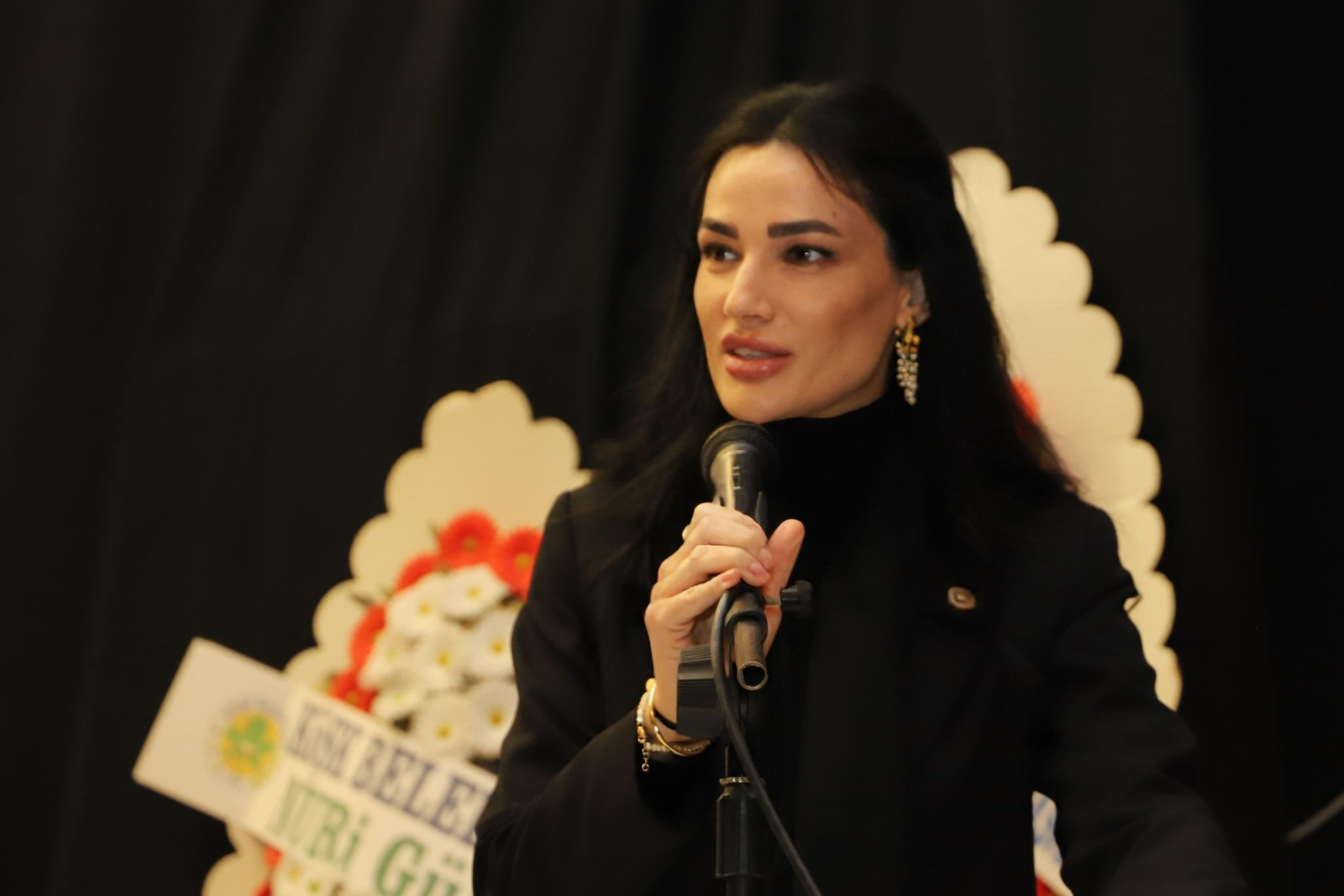 Seda Sarıbaş kimdir, kaç yaşında? 2006'da Türkiye Güzeli seçilmişti - 1. Resim