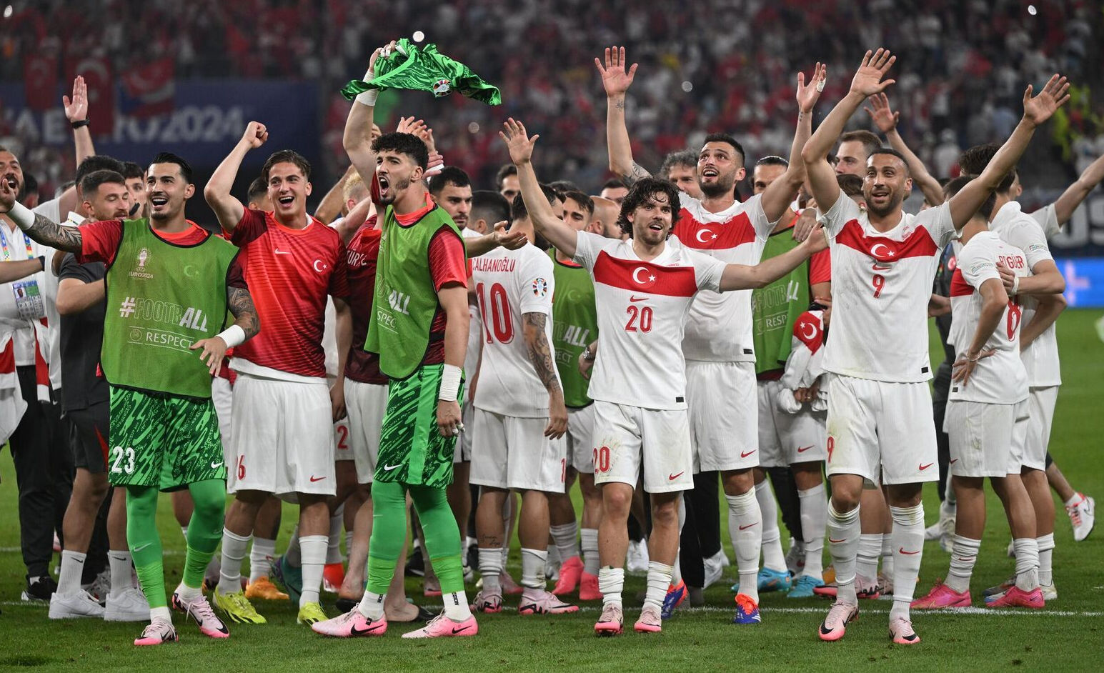 Türkiye-Macaristan maçı hakemi kim? Milli maç için geri sayıma başlandı! - 2. Resim