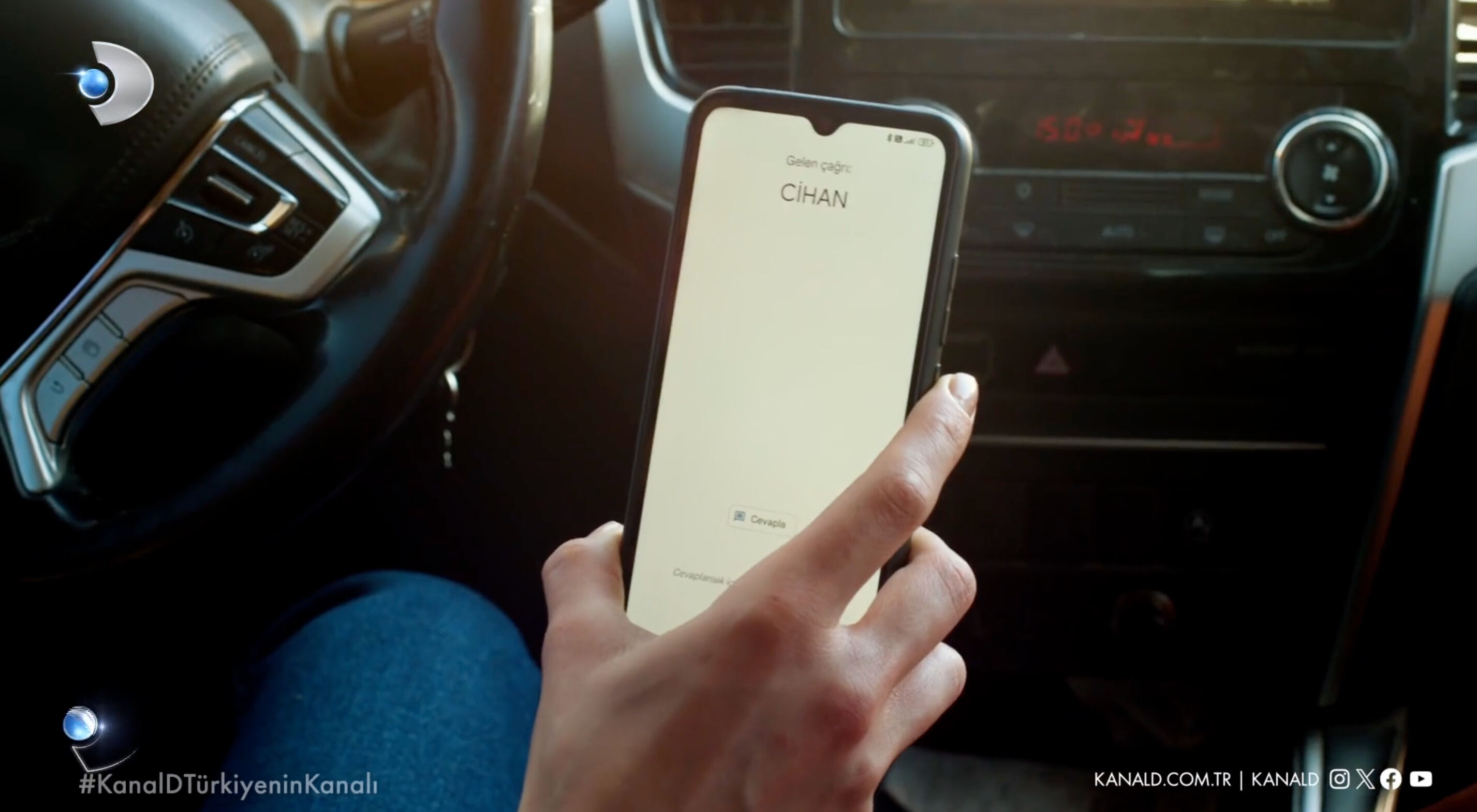 Uzak Şehir 19 bölüm fragmanı yayınlandı mı? Alya Boran'ın gerçek babasısını öğrendi mi? - 1. Resim