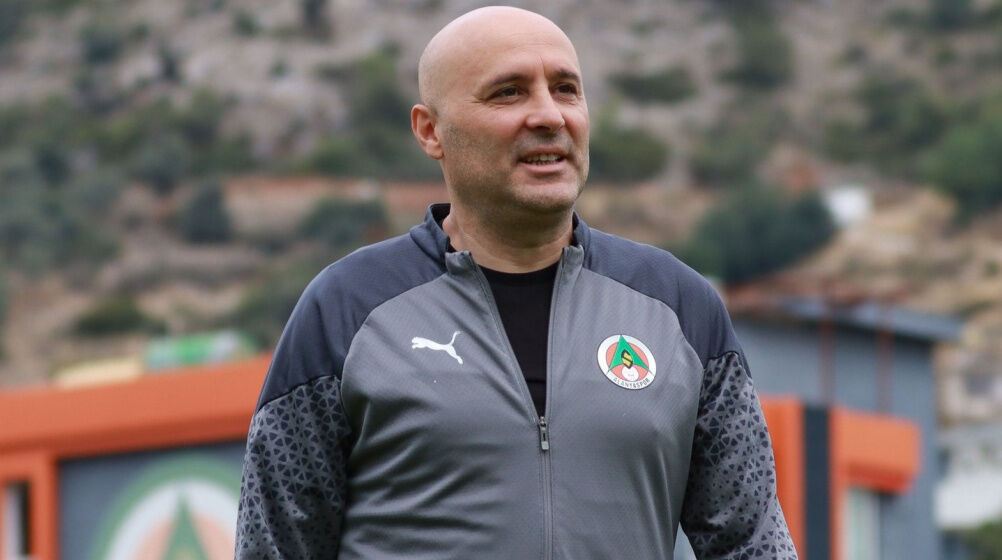 Alanyaspor'da Sami Uğurlu dönemi sona erdi! - 1. Resim