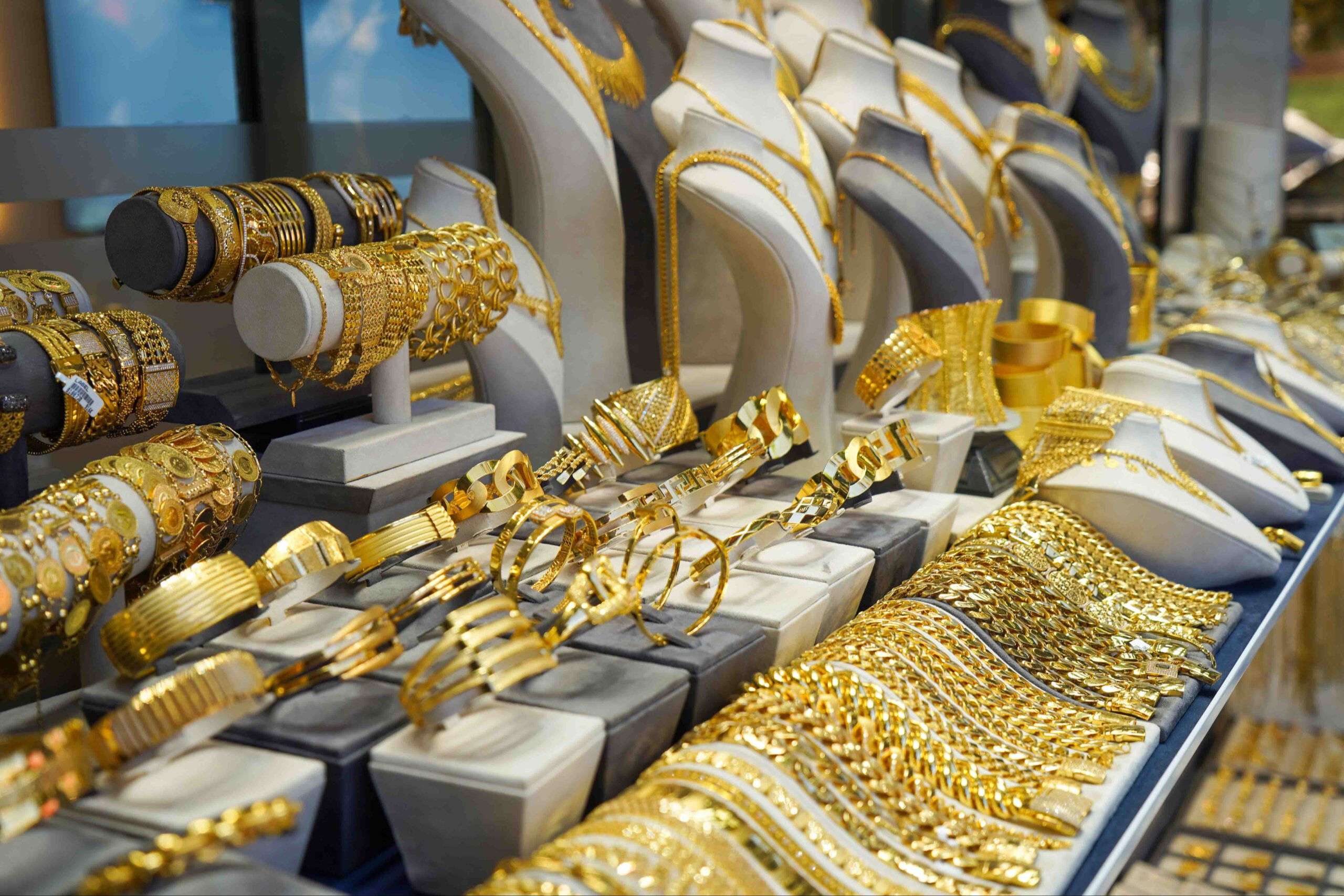 Altın fiyatları düşecek mi, gram altın ne kadar? Altın fiyatları takip ediliyor! Altın fiyatları düşecek mi, gram altın ne kadar? Altın fiyatlarında rekor! - 1. Resim