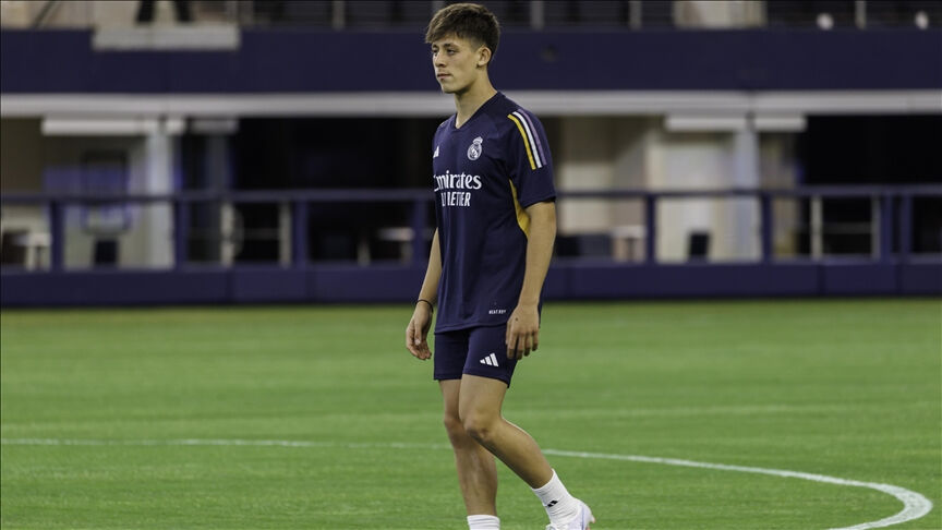 Arda Güler kararını verdi! Real Madrid'deki geleceği belli oldu Arda Güler kararını verdi! Real Madrid'deki geleceği belli oldu - 2. Resim