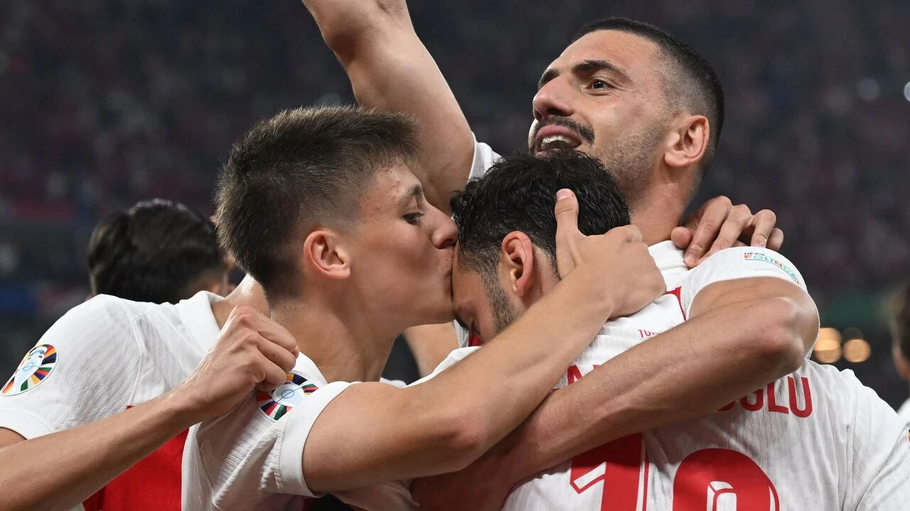 Türkiye-Macaristan maçında kimler eksik, kimler cezalı? Milli maç kadrosu merakla bekleniyor! - 3. Resim