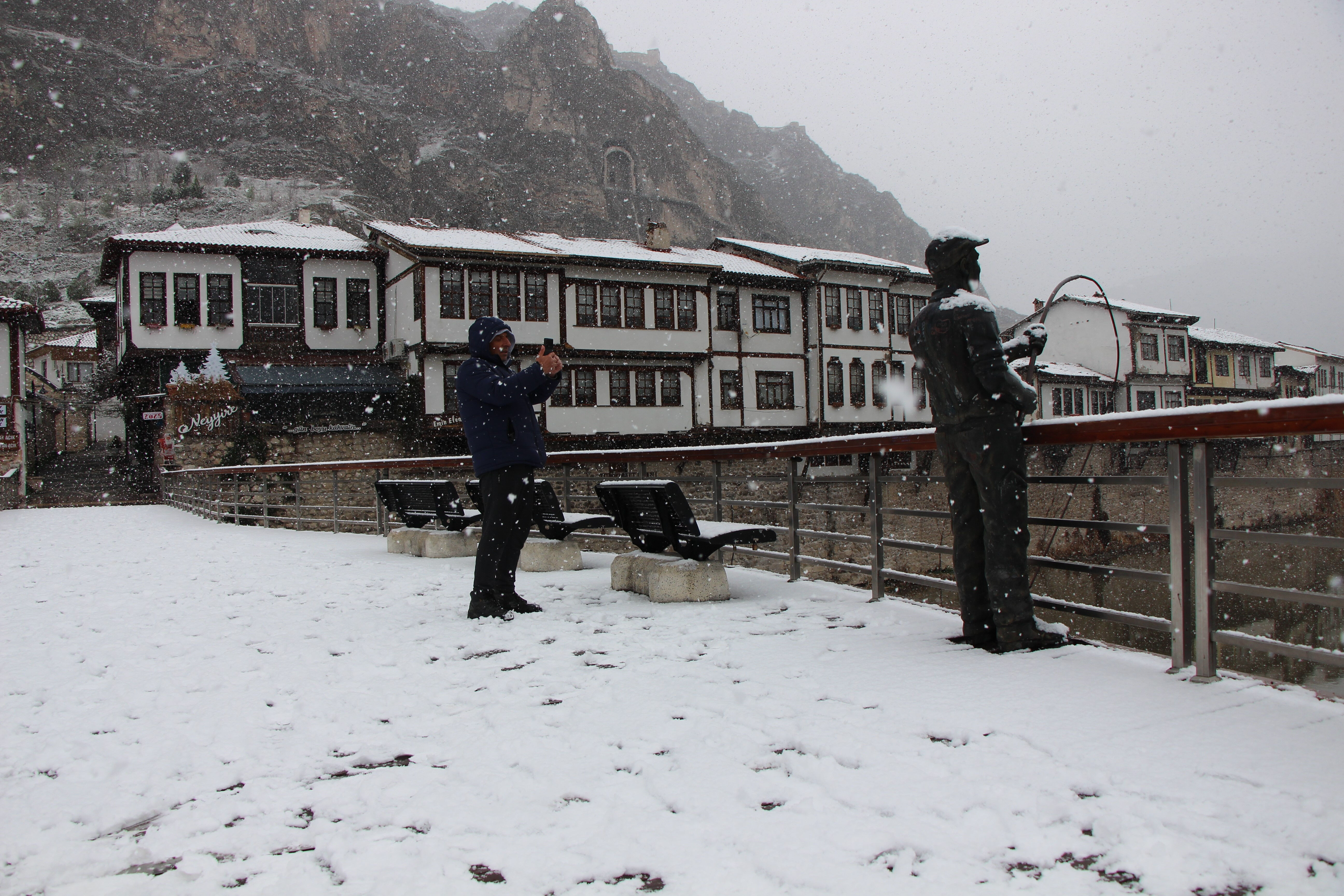 Bu kent böyle 'Mart' görmedi! Göz gözü görmüyor... Vatandaşların hasreti dindi - 3. Resim