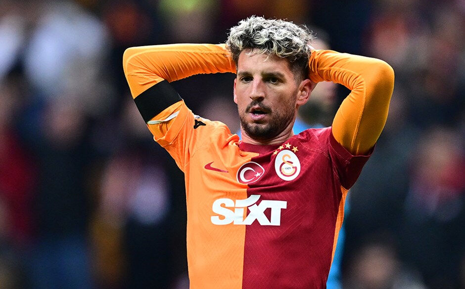 Dries Mertens'i Okan Buruk bırakmayacak!