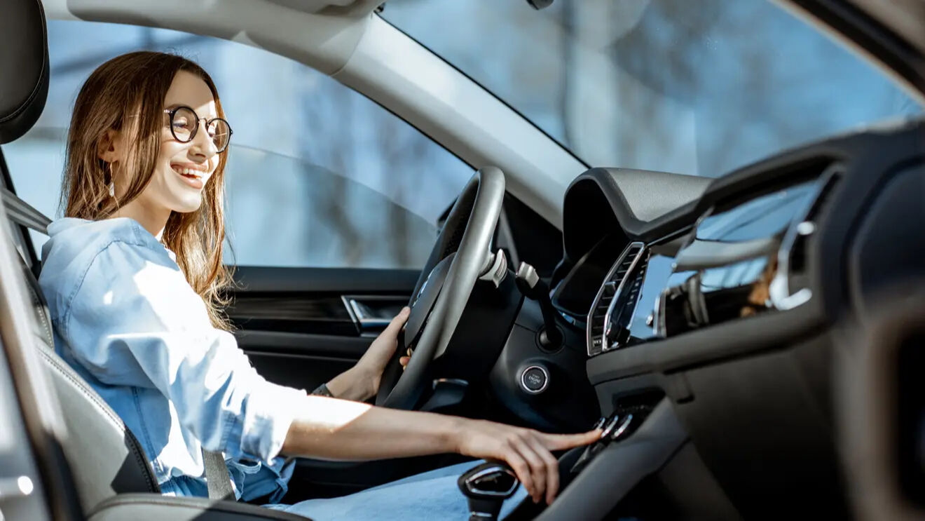 Elektrik yerine benzinle yürümeye devam eden otomobil markaları - 6. Resim