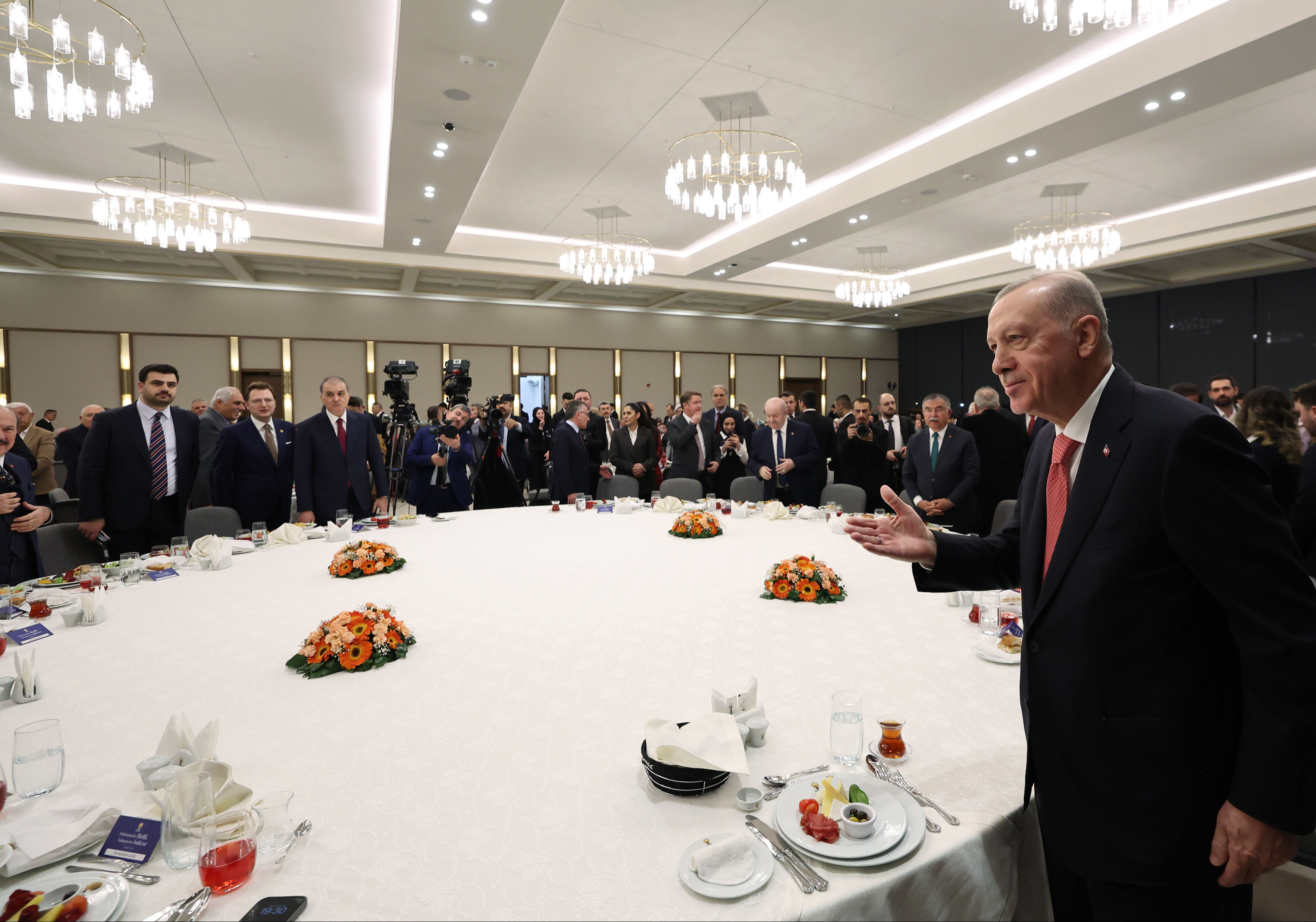 Erdoğan'dan İBB'de yolsuzluk davası için kritik açıklama:  Erdoğan'dan İBB'de yolsuzluk davası için kritik açıklama: