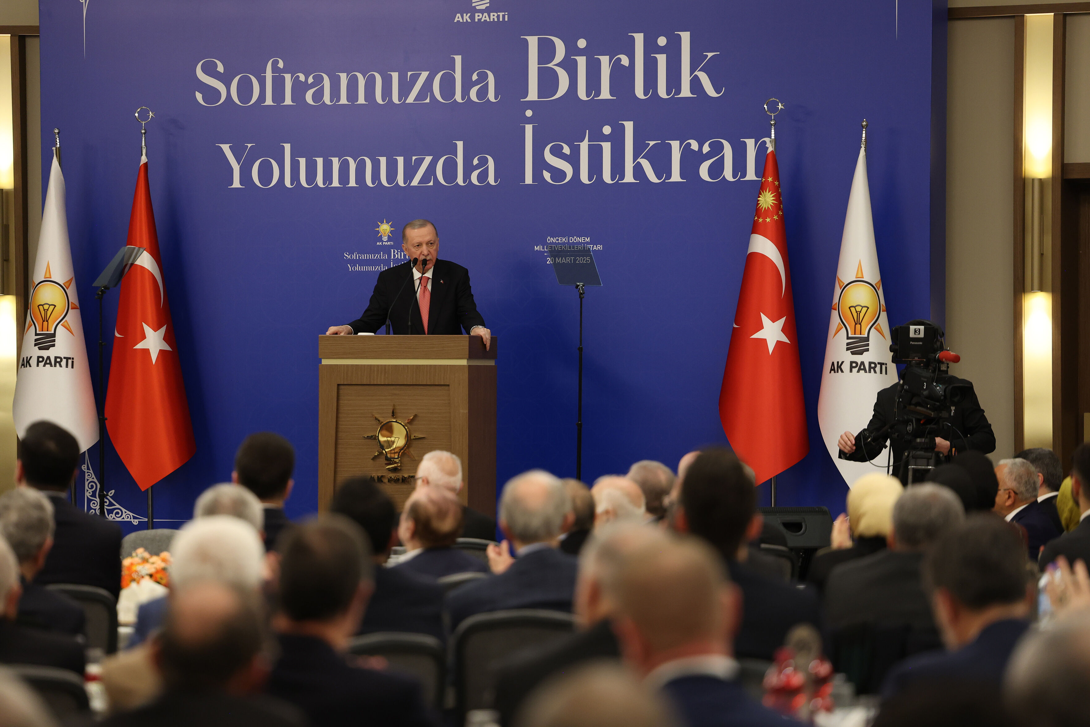 Erdoğan'dan İBB'de yolsuzluk davası için kritik açıklama:  Erdoğan'dan İBB'de yolsuzluk davası için kritik açıklama: