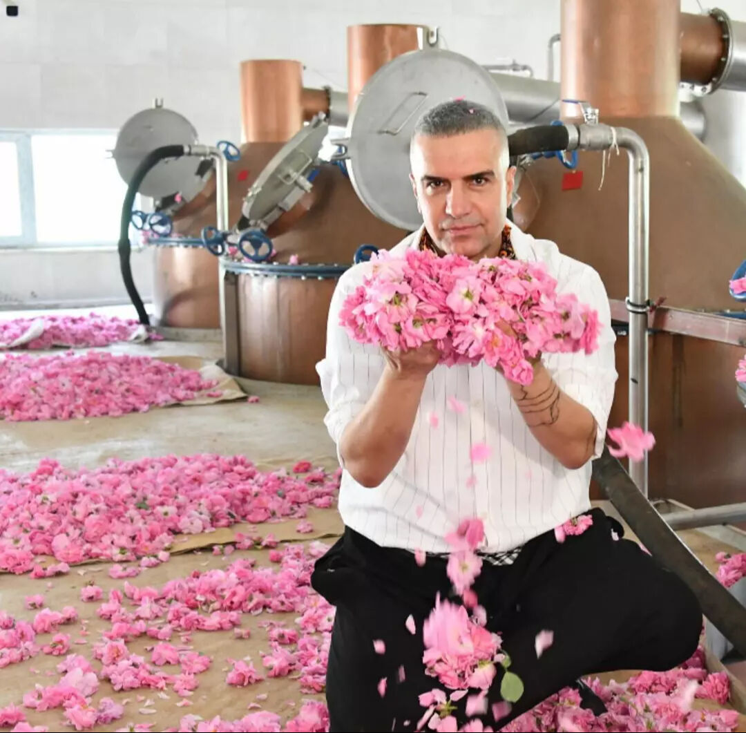 Evini arabasını satıp 120 milyon TL'ye fabrika kurmuştu! Berdan Mardini canlı yayında vasiyetini açıkladı - 2. Resim