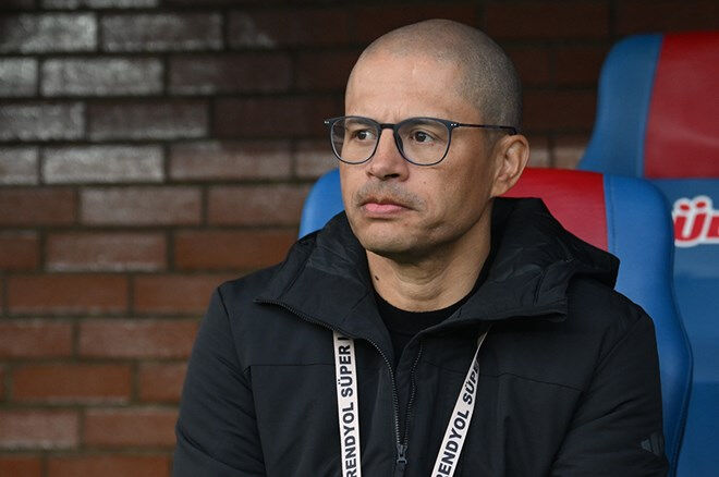 Fenerbahçe’nin efsanesi Alex de Souza'dan yeni karar! Fenerbahçe’nin efsanesi Alex de Souza'dan yeni karar! - 1. Resim