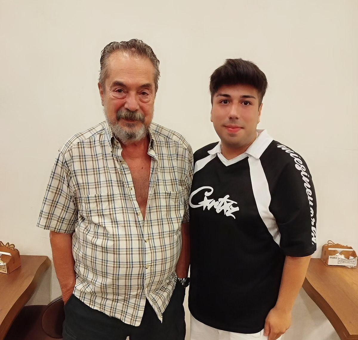 Hababam Sınıfı'nın ünlü oyuncusu Ahmet Sezerel'in son hali ortaya çıktı! Eşi kendisinden de ünlü çıktı - 3. Resim