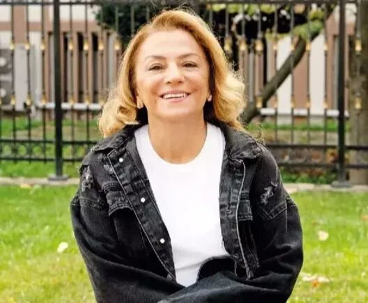 Hababam Sınıfı'nın ünlü oyuncusu Ahmet Sezerel'in son hali ortaya çıktı! Eşi kendisinden de ünlü çıktı - 4. Resim