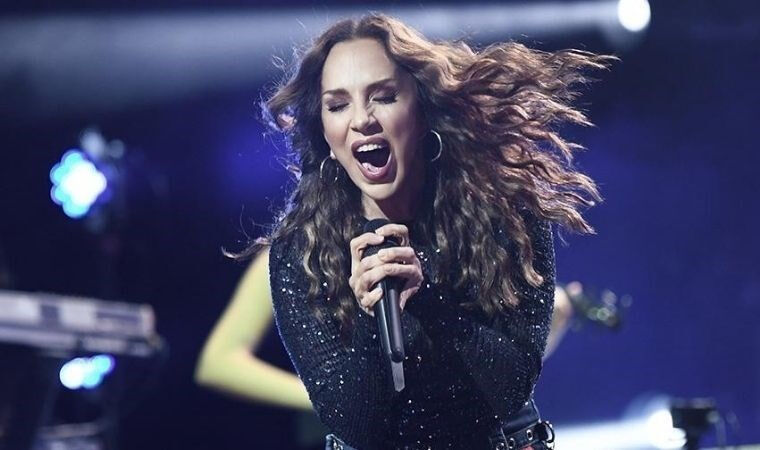 Şarkıcı Sertab Erener'e dava açıldı! Hayatının şokunu yaşadı Şarkıcı Sertab Erener'e dava açıldı! Hayatının şokunu yaşadı - 2. Resim