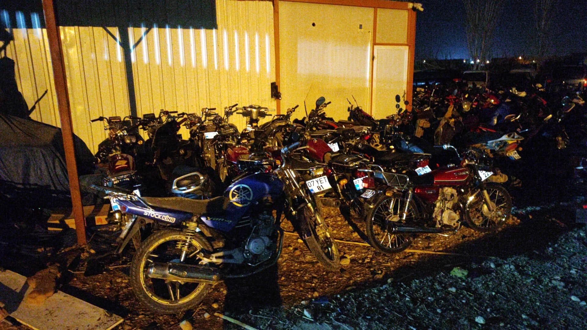 Sosyal medyada meydan okumuşlardı! Yarışa başlayamadan yakalandılar Sosyal medyada meydan okumuşlardı! Yarışa başlayamadan yakalandılar - 2. Resim